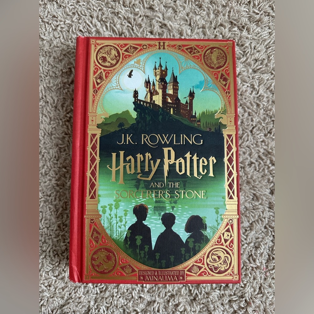 Harry Potter and the Sorcerer's Stone (Harry Potter, Book 1)